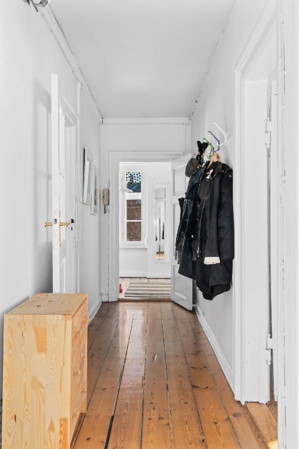 Rooms In Quiet White Villa Apartment Hortensiavej 8 On Frederiksberg C Copenhagen Exterior photo